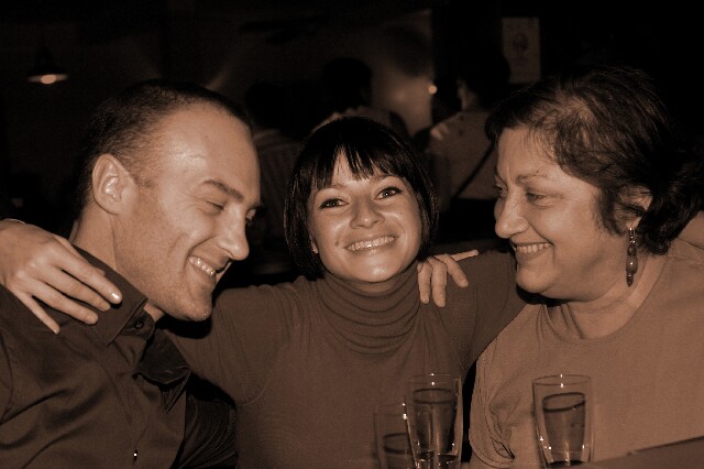 min 2006 10 31 latino 201 sepia